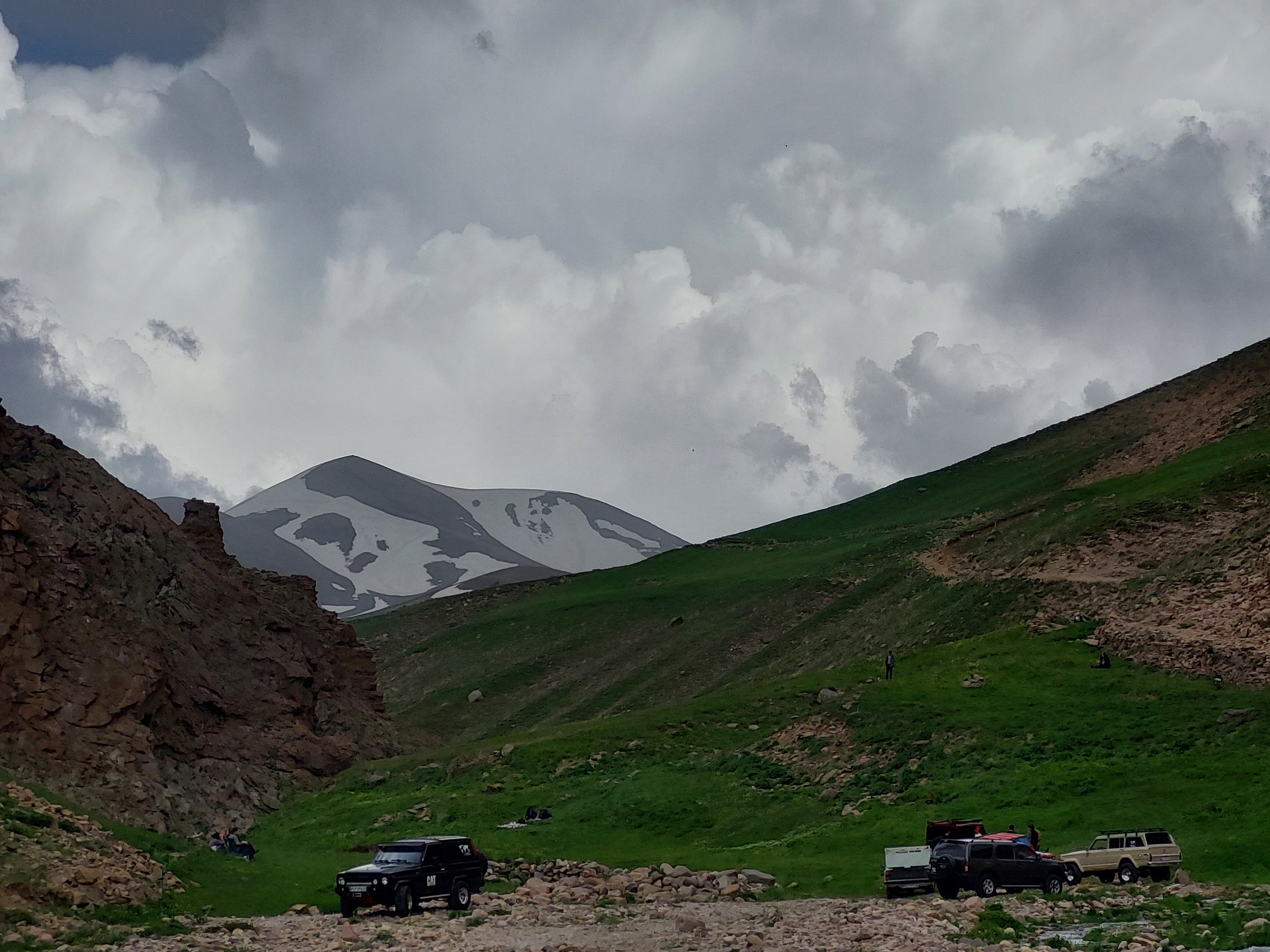 77ee-img-1767125294-143.jpg